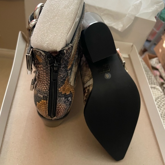 Jeffrey Campbell Caceres Boots - Picture 6 of 7